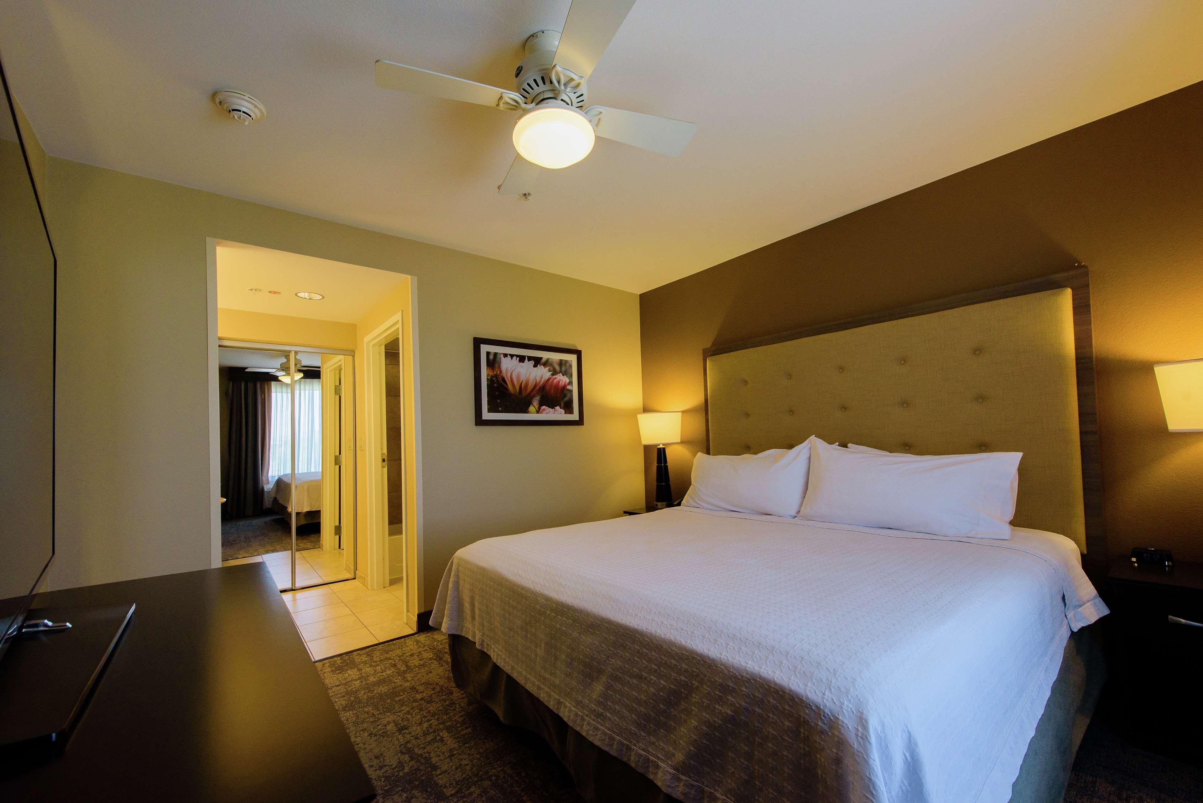 โฮมวูด สวีตส์ บาย ฮิลตัน ฟีนิกซ์ แชนเดลอร์ สเป็คตรัม Hotel แชนด์เลอร์ ภายนอก รูปภาพ